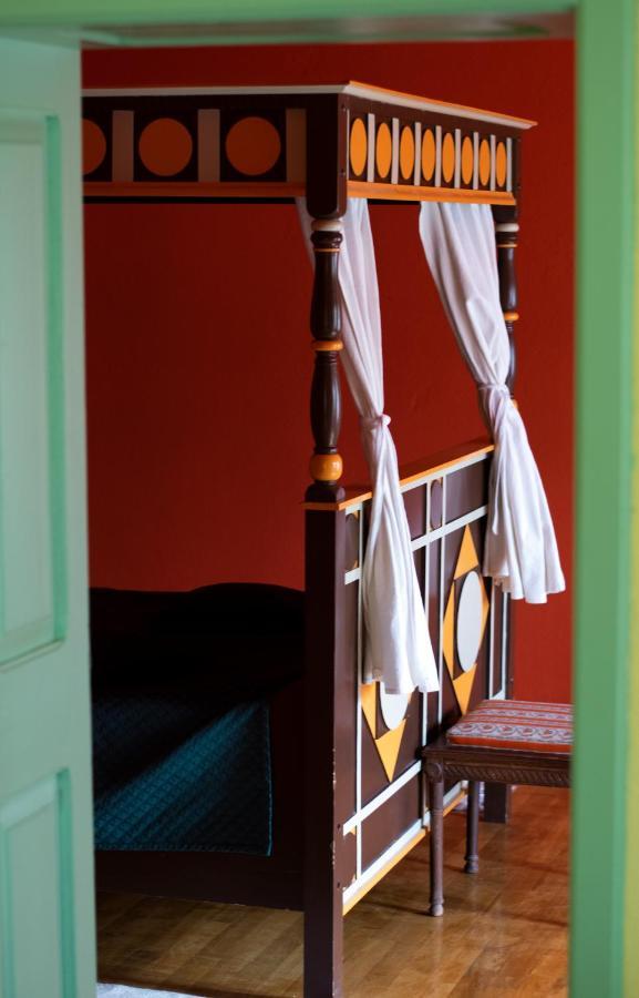 Voeroes Guest House Tîrgu Secuiesc Esterno foto